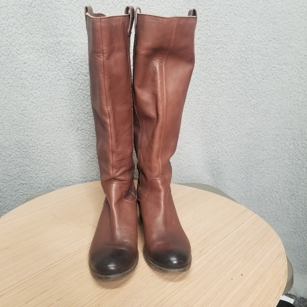 ARTURO CHIANG Women's Size 7.5M Leather Riding Boot